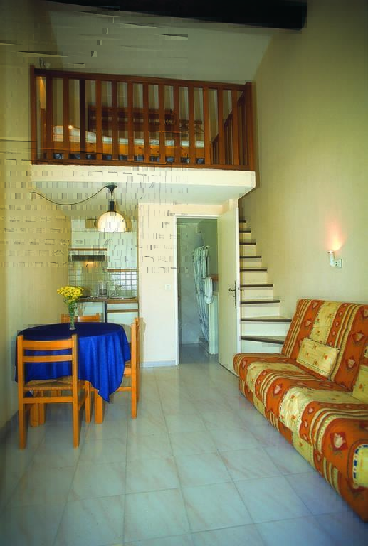 Hotel Lou Paouvadou Sainte-Maxime Ruang foto