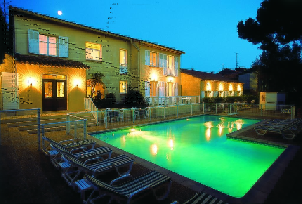 Hotel Lou Paouvadou Sainte-Maxime Bagian luar foto