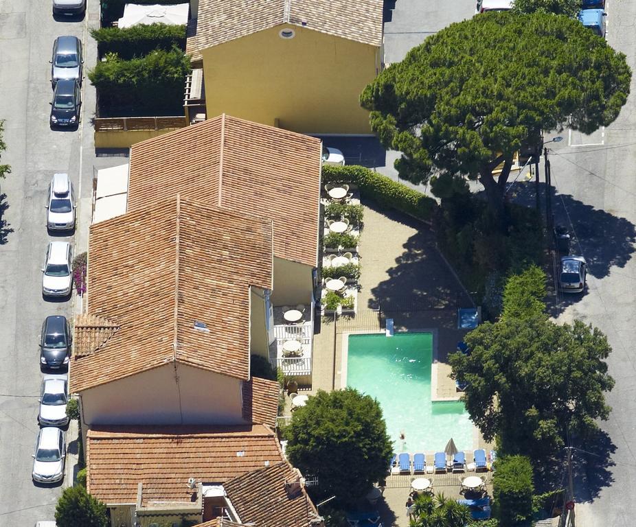 Hotel Lou Paouvadou Sainte-Maxime Bagian luar foto