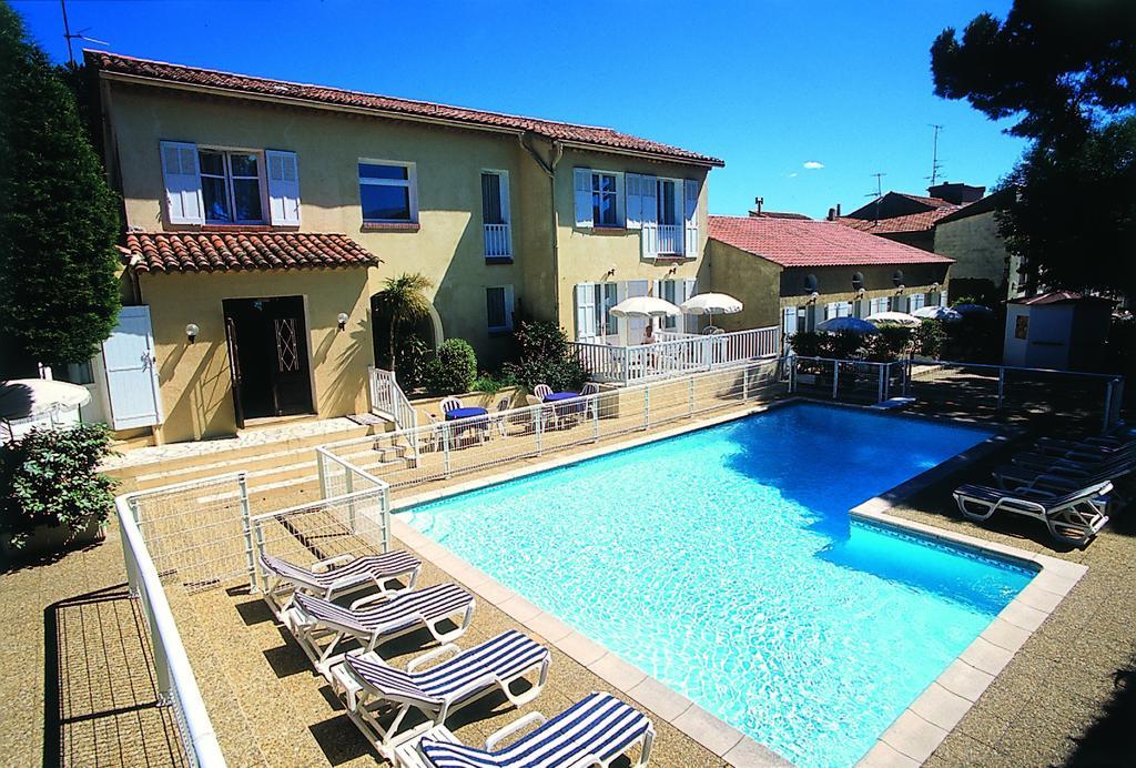 Hotel Lou Paouvadou Sainte-Maxime Bagian luar foto